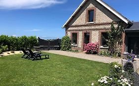 Chez Romy, Maison Avec Parking Et Jardin